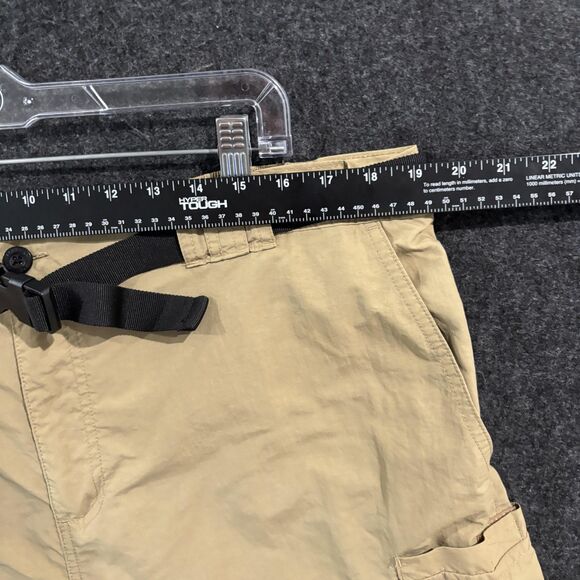 Magellan Outdoors Convertible Pants Men's XL Khaki Zip Off Cargo Fishing Hiking - Picture 9 of 12